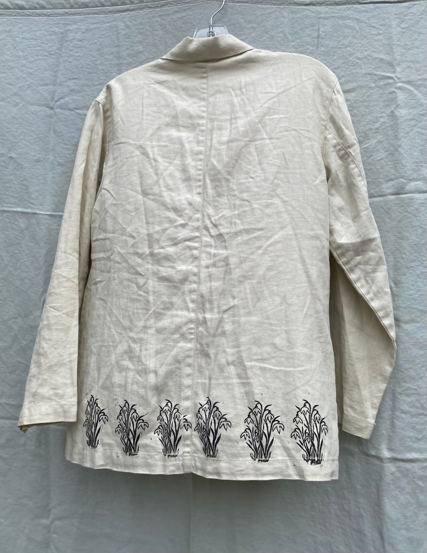 Spring linen button up