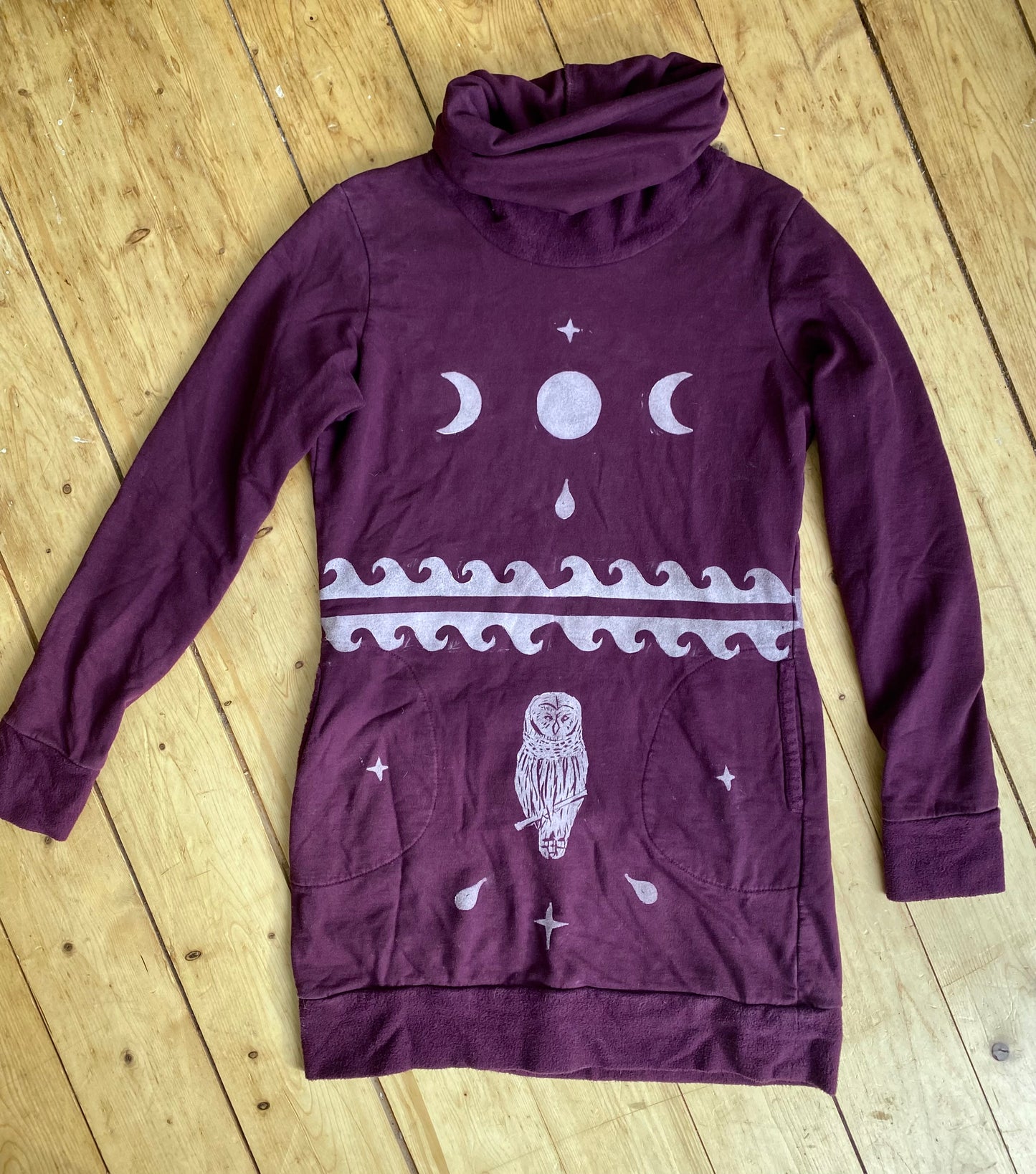 Owl Water Moon dress - purple