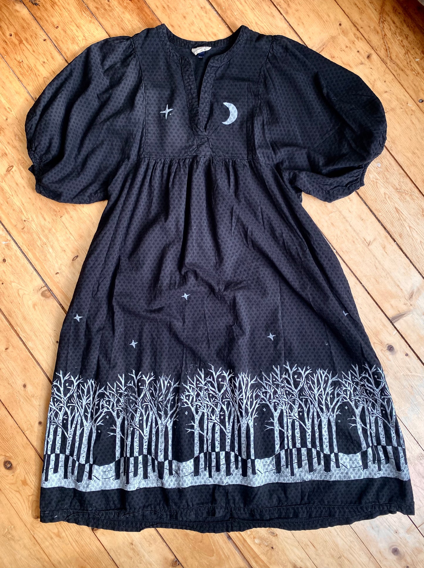 Birches in Snow dress - black