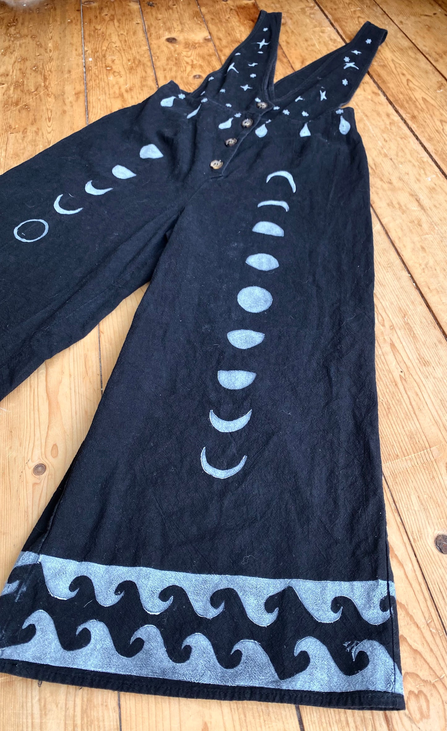 Water Moon Magic overalls - black