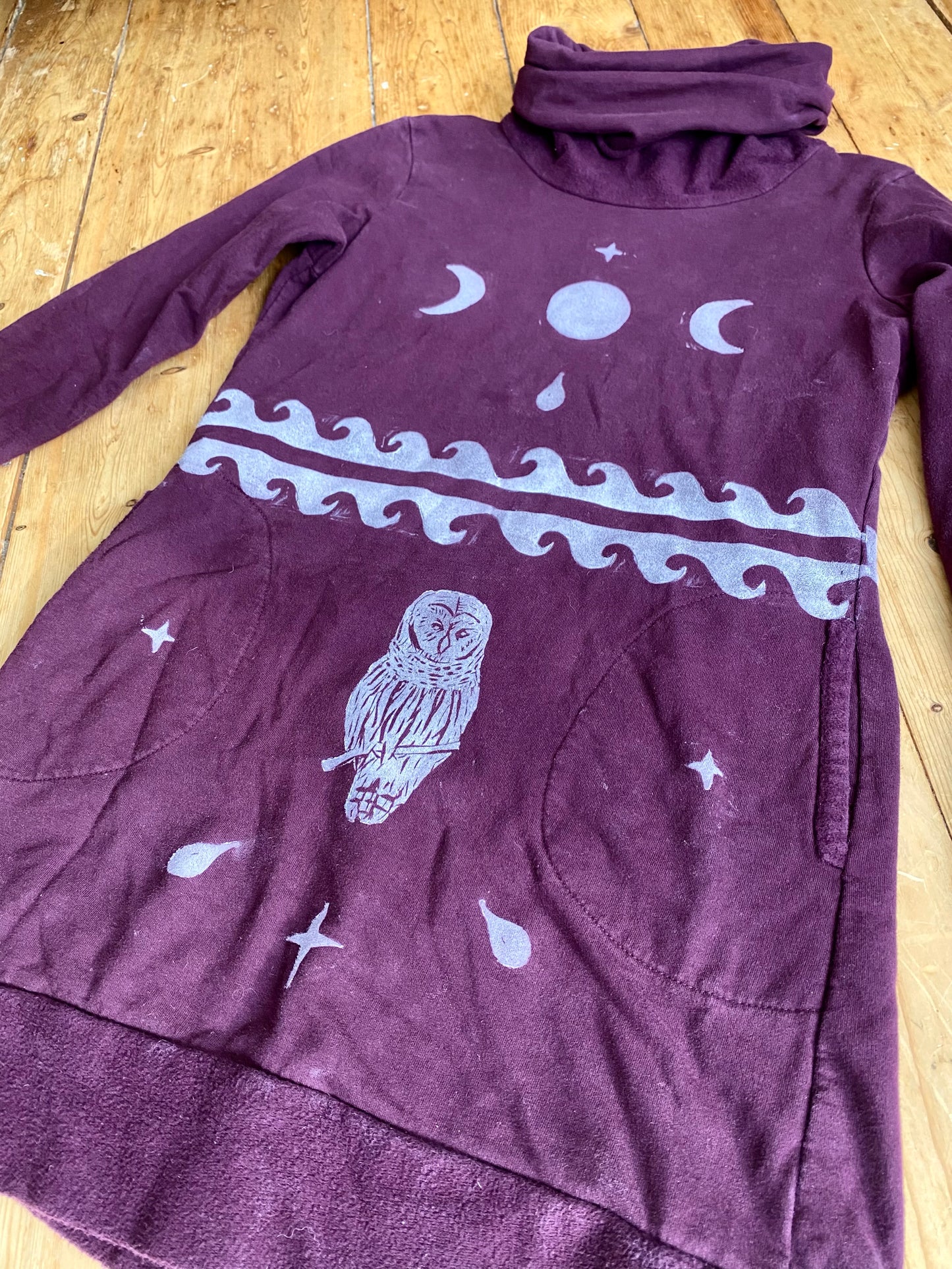 Owl Water Moon dress - purple