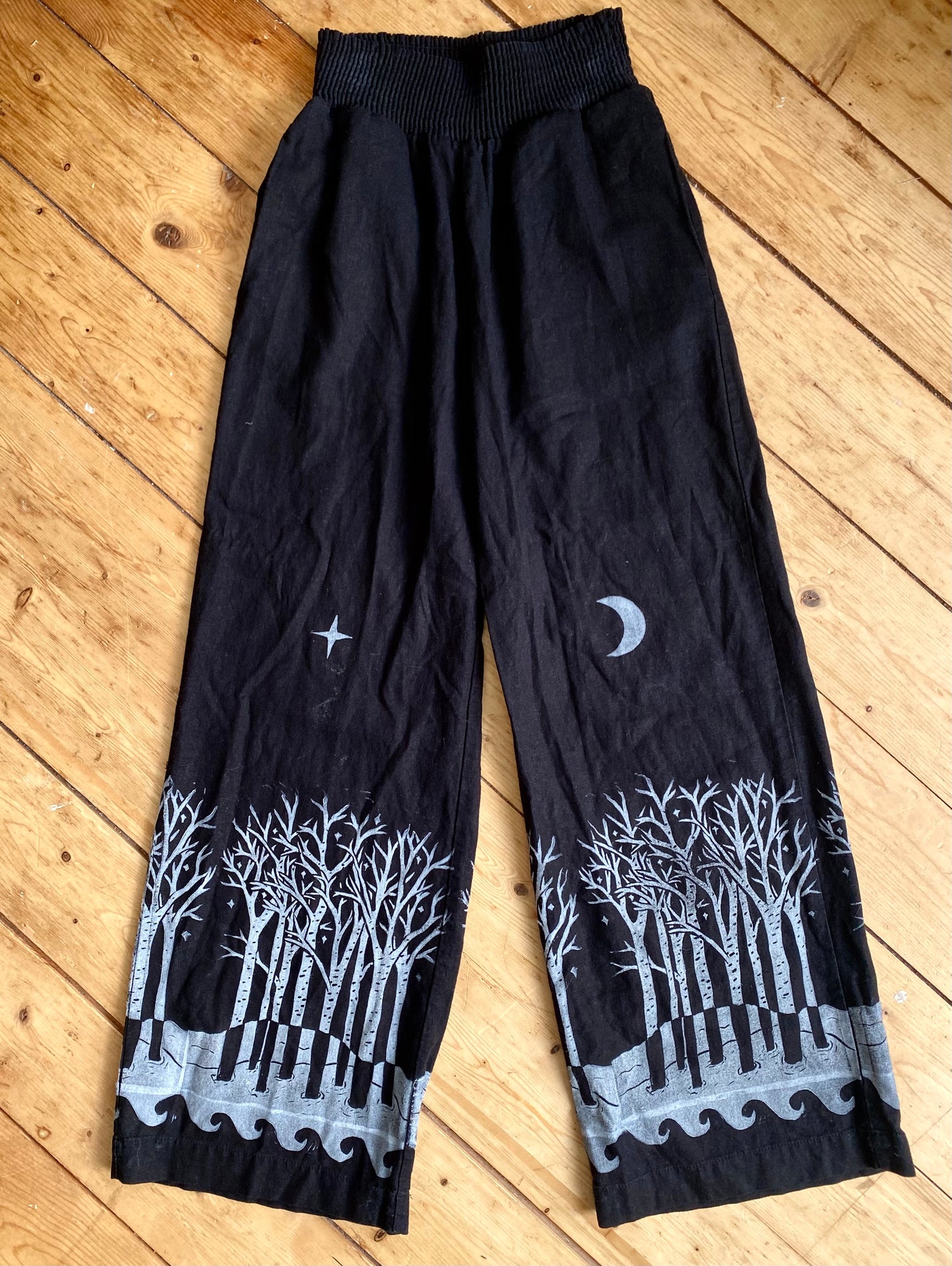 Birches in snow pants - black