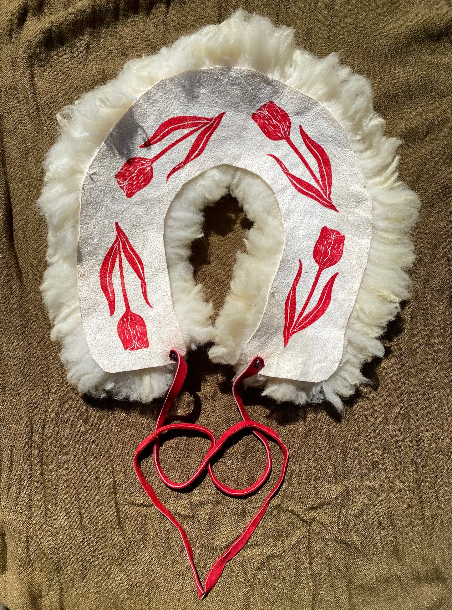 Tulip sheepskin block printed collar
