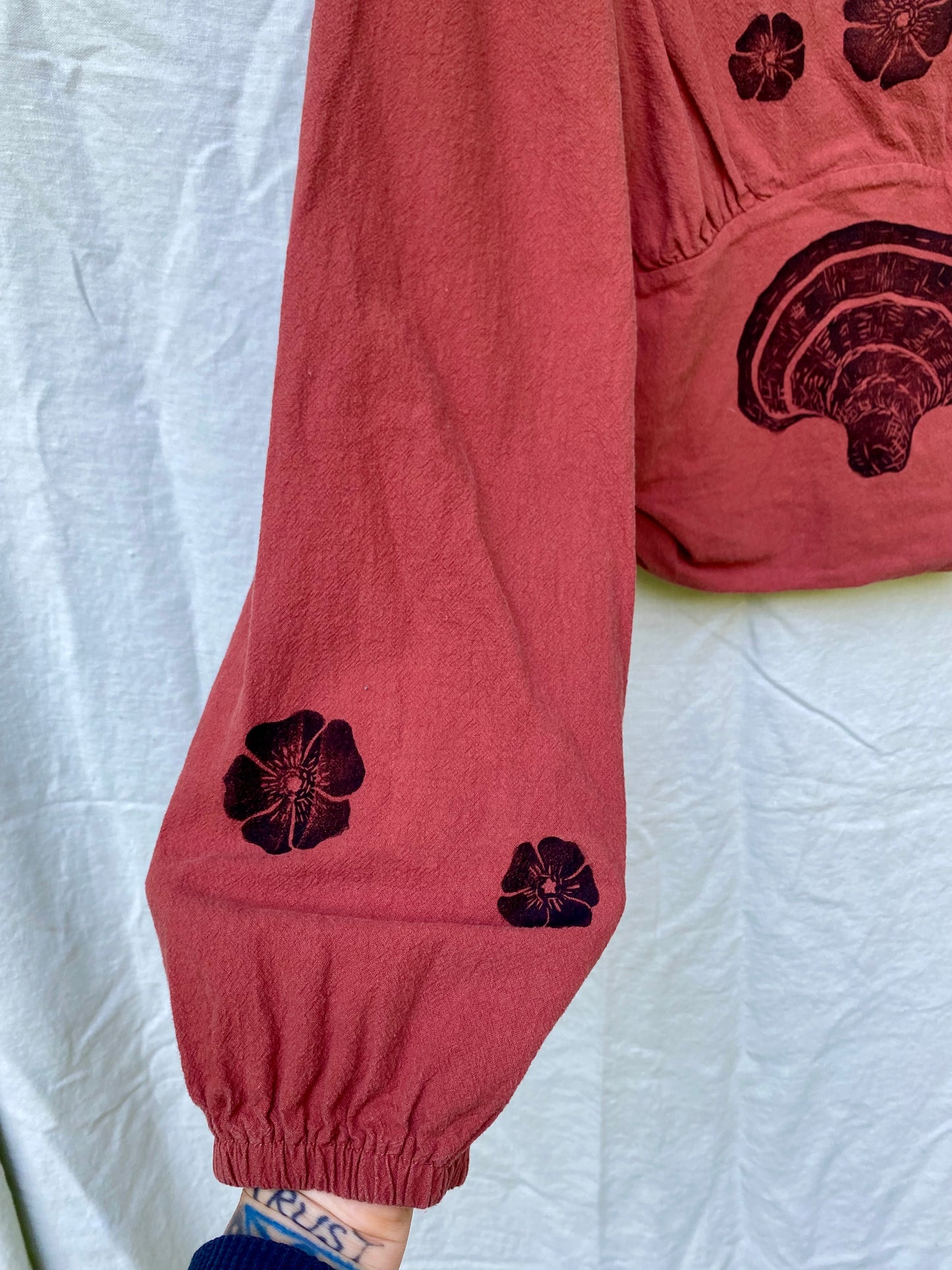 Reishi Rose Shirt - medium/large