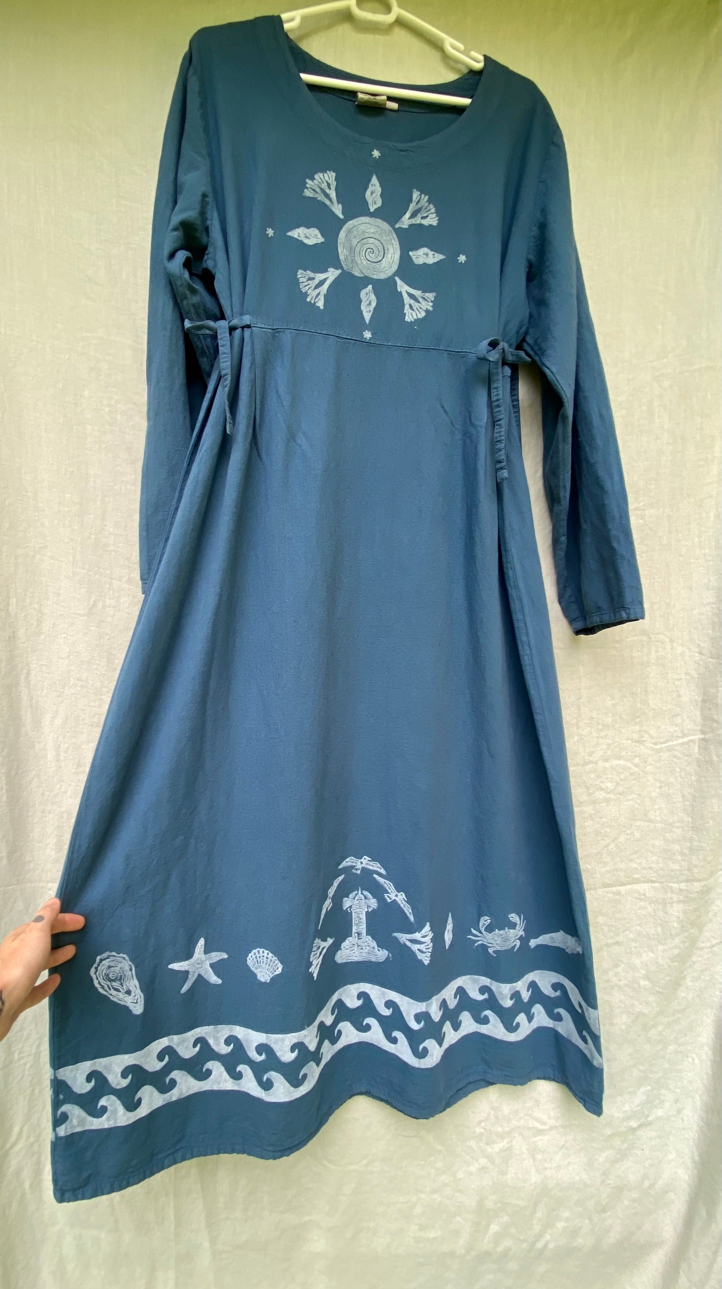 Seashell Collector Dress - Medium